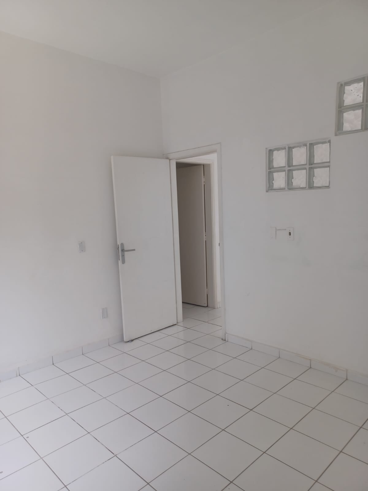 Conjunto Comercial – sala 01 foto 7